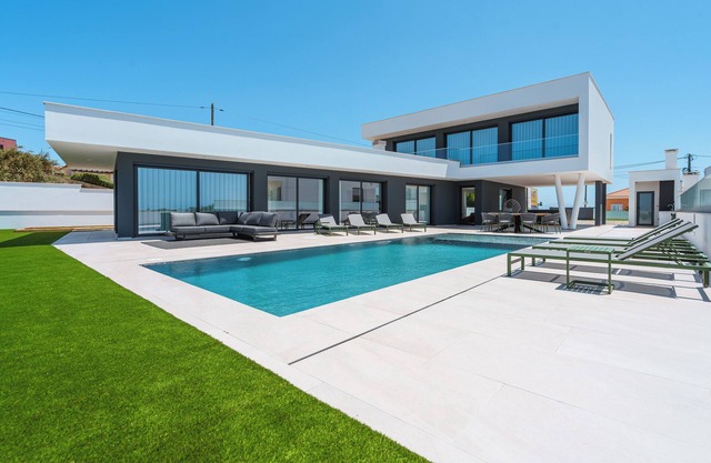 Casa Caracol, luxury house with a panoramic ocean view