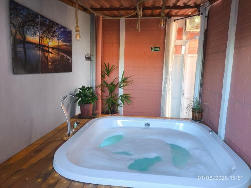 CASA CLIMATIZADA COM HIDROMASSAGEM PRÓXIMO BETO CARRERO E PRAIAS - Casa 2 DuMar Hospedagem