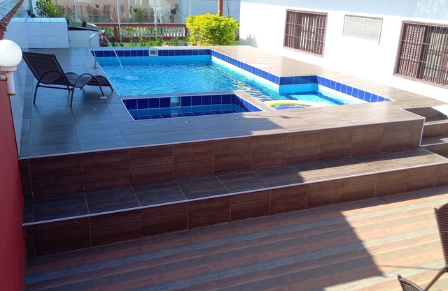 Casa com Piscina 350 Metros da Praia