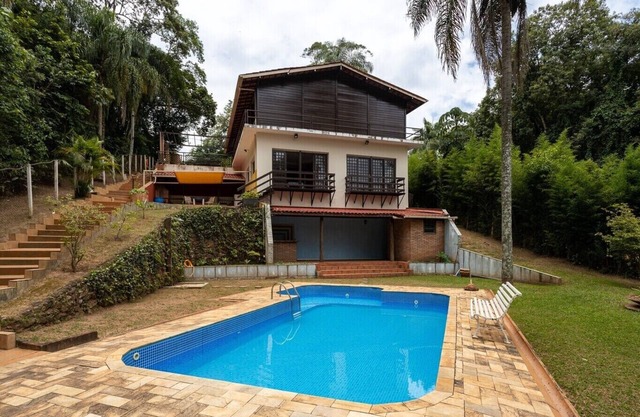 Casa com piscina, churrasqueira, Wi-Fi e garagem