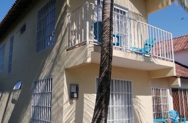 Casa de las Palmas, beautiful rustic colonial house, suitable for your pets.