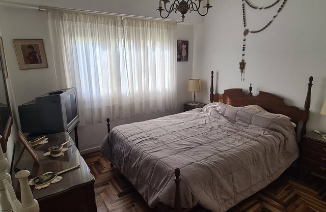 Casa en Cañuelas Centro! Para 5 Personas Mascotas Bienvenidas!