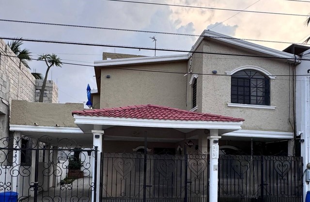 Casa Luna!