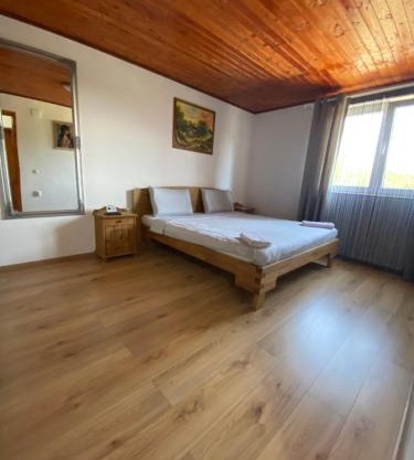Casa Nicollae