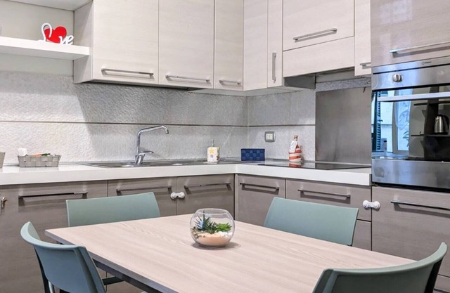 CASA RUGGI COZY HOUSE 5 MINUTES FROM NAPLES CENTRAL STATION