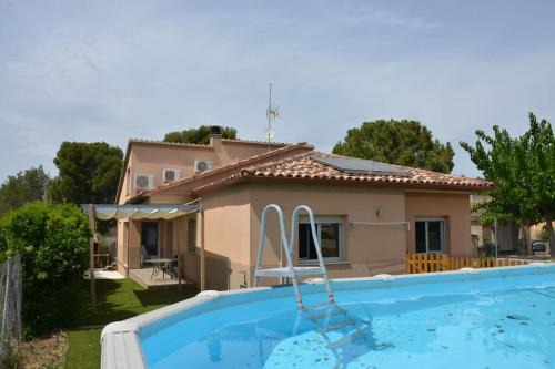 Casa Santa Creu - Private family villa in nature