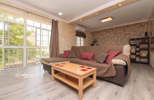 Casa Sarco - Apartment In San Fernando. Free Wifi