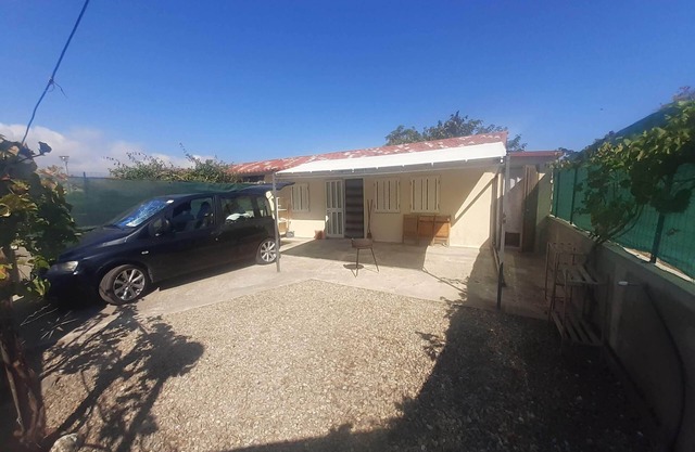 Casa Vacanze Indipendente, Parcheggio Interno e Giardino Privato Recintato