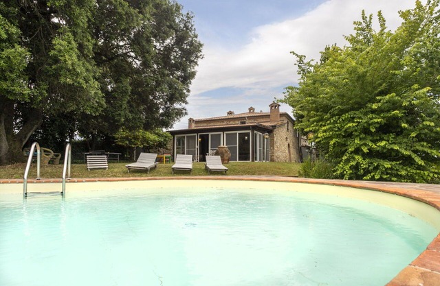 Casale Bianca Luce, Private Villa With Parking By Halldis