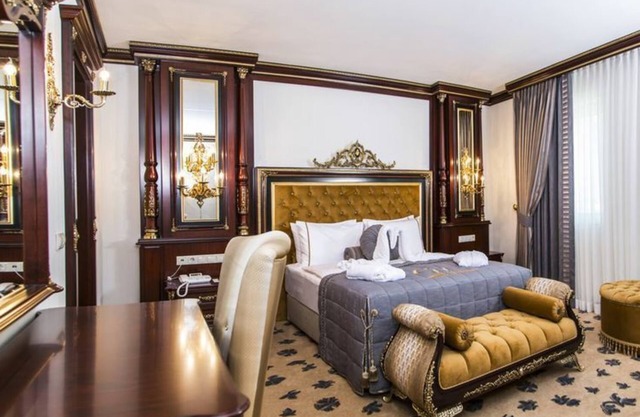 Cassiel Hotel
