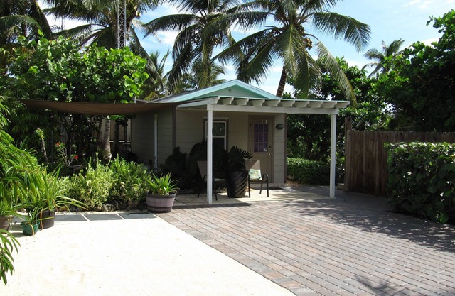 Castaway by the Sea - "Private" Beach Bungalow