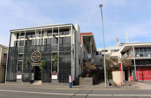 Cataract 7 - Luxury CBD 2 Br with Free Parking