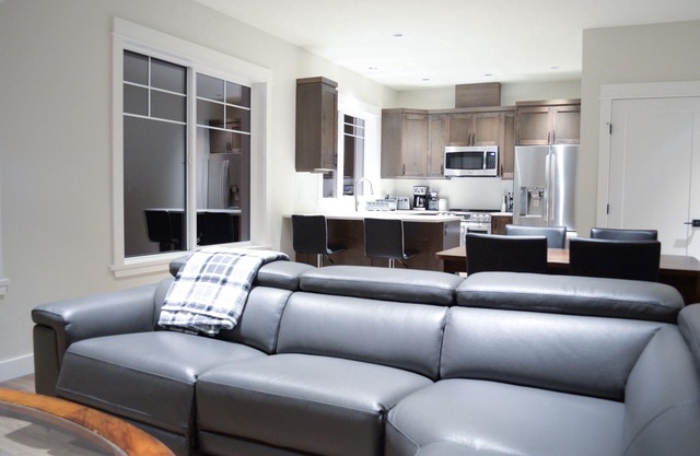 Cedar Ridge: 2BR w/Views Ping Pong & Lvl2 EV Chrgr