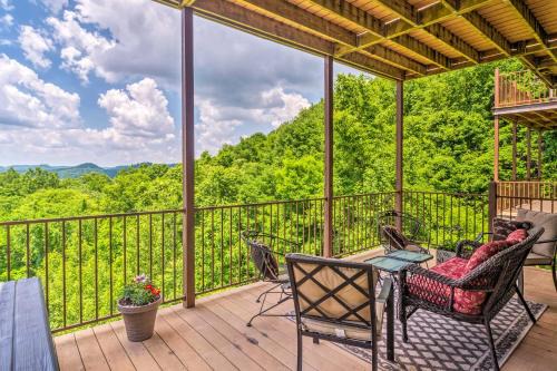 Center Hill Lake Rental Steps to Hurricane Marina