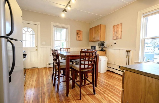 Central Beverly! 5 min to Salem!