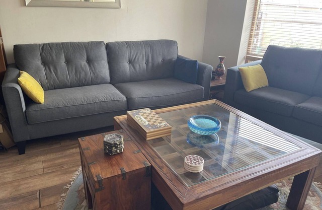 Central Dublin 2-Bed Apartment -Sleeps 5 & Parking