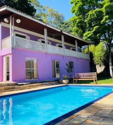 Chácara Aconchegante com Piscina e Salão de Festas