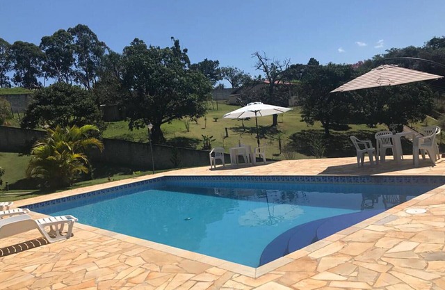 Chácara c Wi-Fi, piscina e churrasq-Campo Limpo/SP