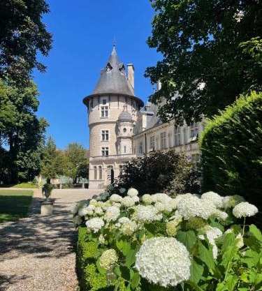 Château de Montigny-sur-Aube