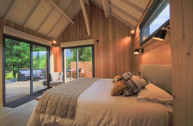 Chalet de Laethy, bed and breakfast and private spa