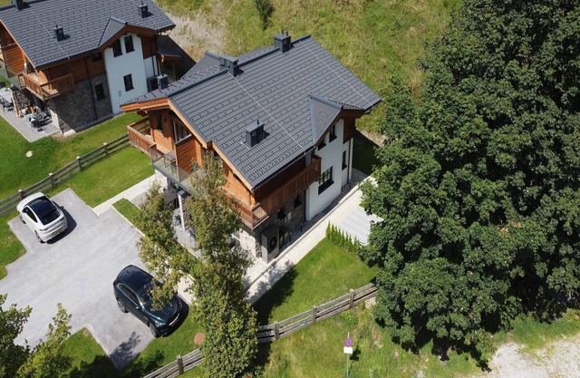 Chalet in Mühlbach near Ski Amade