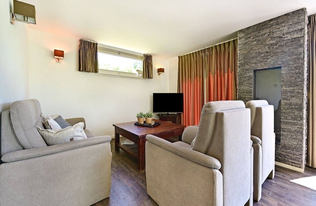 Chalet in Reutum with Sauna and Nature