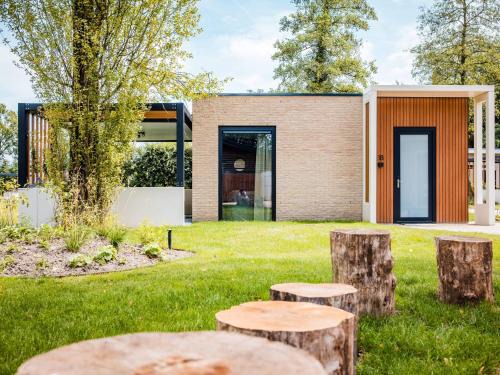 Chalet in Voorthuizen near Veluwe Nature