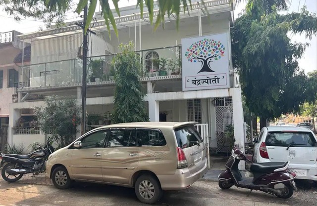 “CHANDRAJYOTI Villa” stay with all amenities.