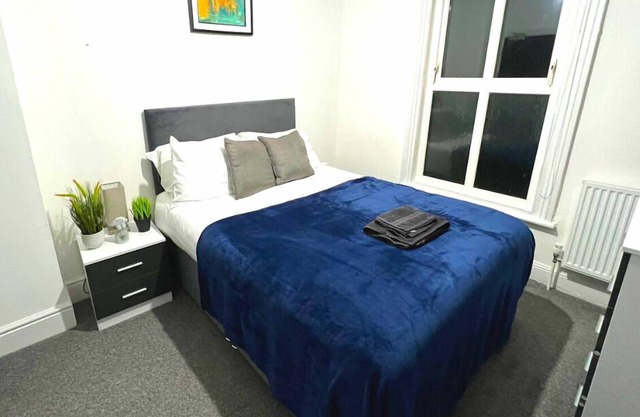 Chantry Suites Double Room with En-Suite in DN31