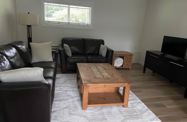 Charming New 2-bedroom basement apartment with AC, WiFi in awesome Comox Valley.