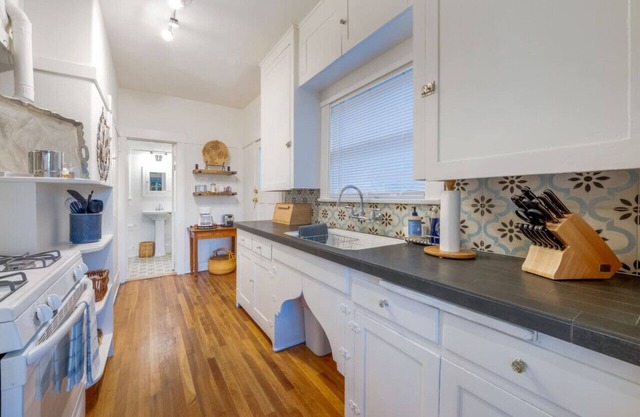 Charm/Near 4th Ave/Walk to U of A/1 BR 1 BA