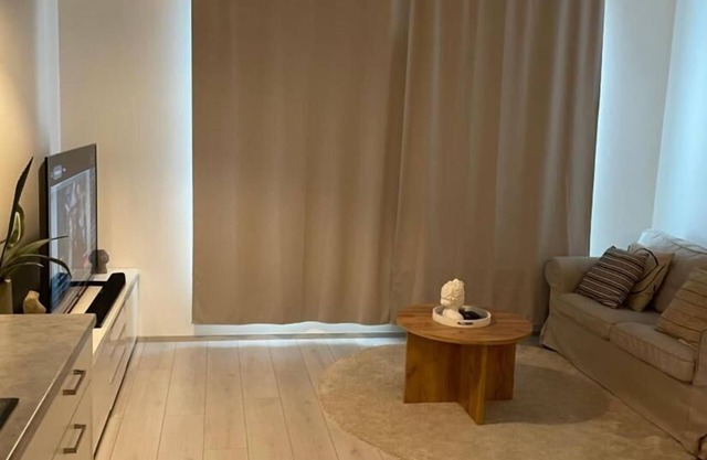 Charming 1-Bedroom Apartment in Tampere with Fireplace