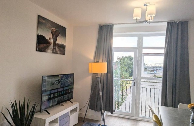 Charming 2-bedroom apartment in Rugby