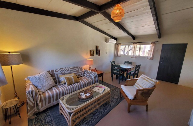 Charming 2 Bedroom Casita on Historic Tucson Ranch Scenic Views & Rustic Appeal
