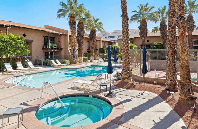 Charming 2-bedroom condo in serene Uptown North Palm Springs!