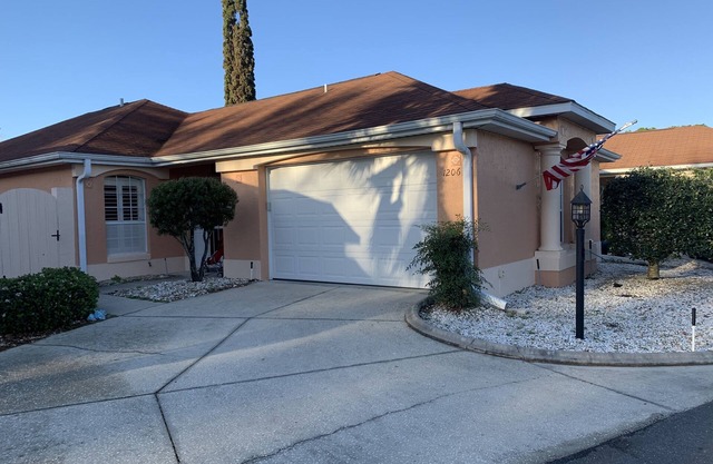 Charming 2B/2B Villa located near Spanish Springs Town Square