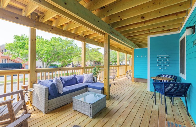 Charming 2BR l North Ocean City l Large Deck l Walk to the Beach l