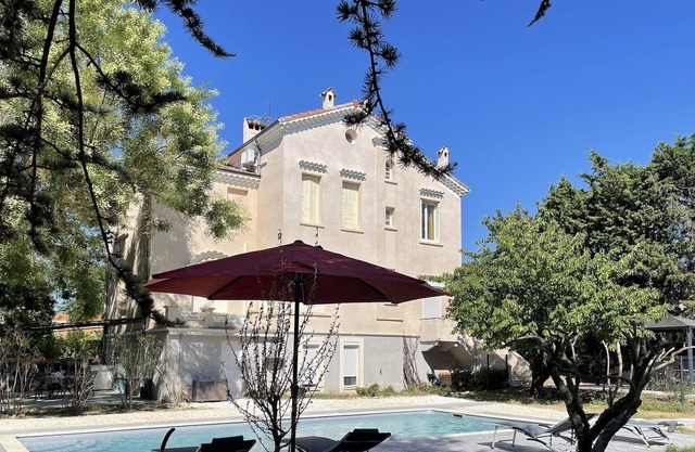 Charming 3-Bed Apartment near Montelimar