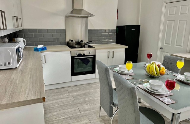 Charming 3-bedroom house in marvelous Merthyr Tydfil