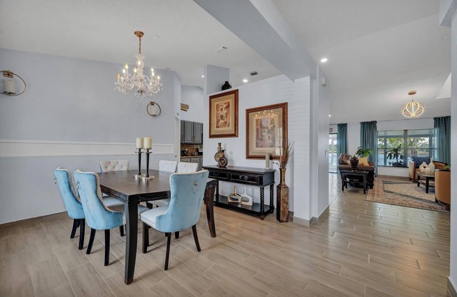 Charming 3-bedroom house in beautiful Port St. Lucie with AC