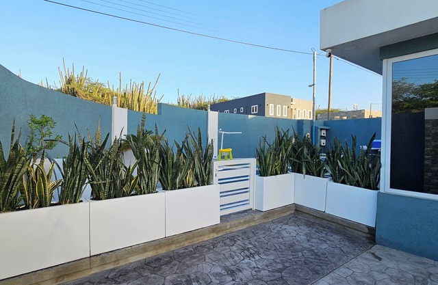 Charming 3-bedroom house with AC and WiFi in delightful Noord