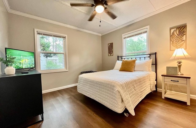 Charming 3-bedroom house well centralized in Waycross.