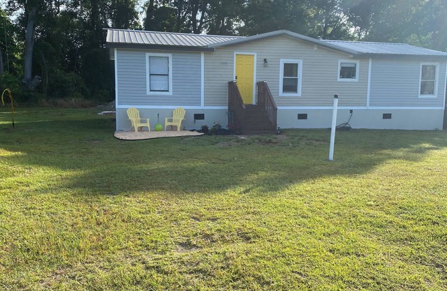 Charming 3-bedroom mobile home with WiFi and AC in Walterboro