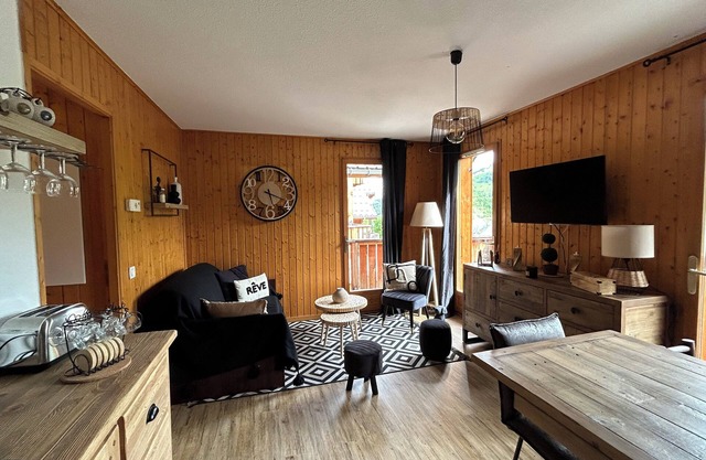 Charming 6/7-person apartment ST JEAN D'ARVES