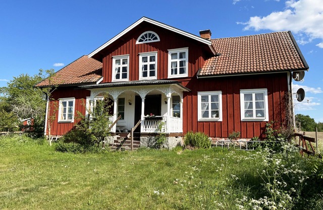 Charming and old house in Virserum close to lake | SE05034