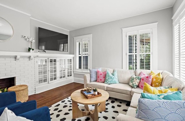 Charming and Walkable in Virginia Highland!