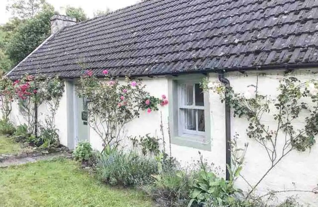 Charming cottage in Glenlivet on the edge of the Cairngorms National Park.