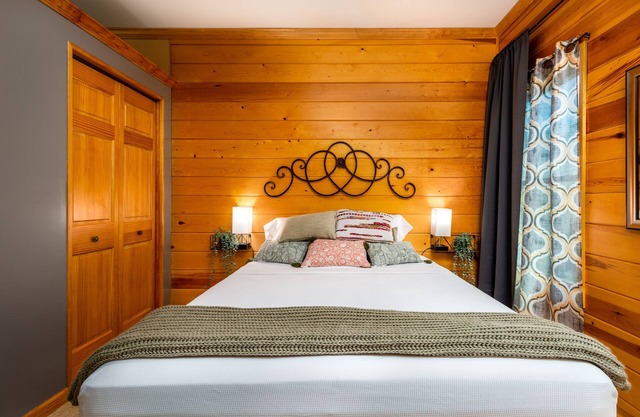 Charming Cottage near Niagara Falls and Buffalo