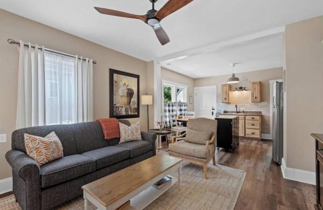 Charming duplex walkable to historic downtown Cedarburg