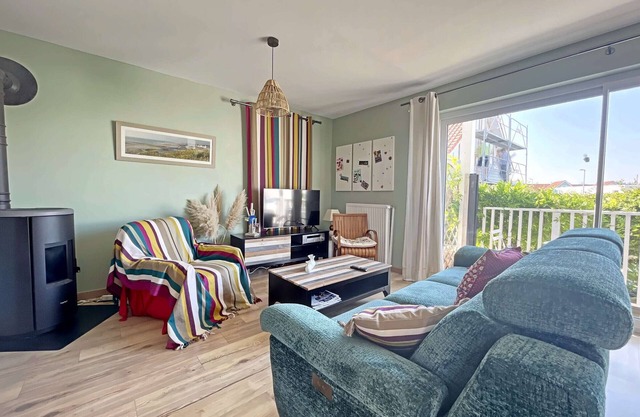 Charming House in Secured Residence with Pool, Terrace, and Parking